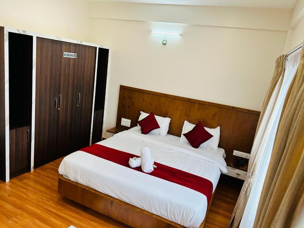 Deepa Paradise Chikmagalur Exterior photo